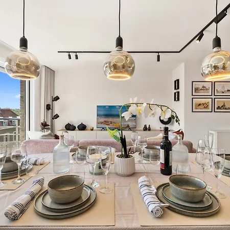 Casiola - Cozy Retreat Near At Holiday home
